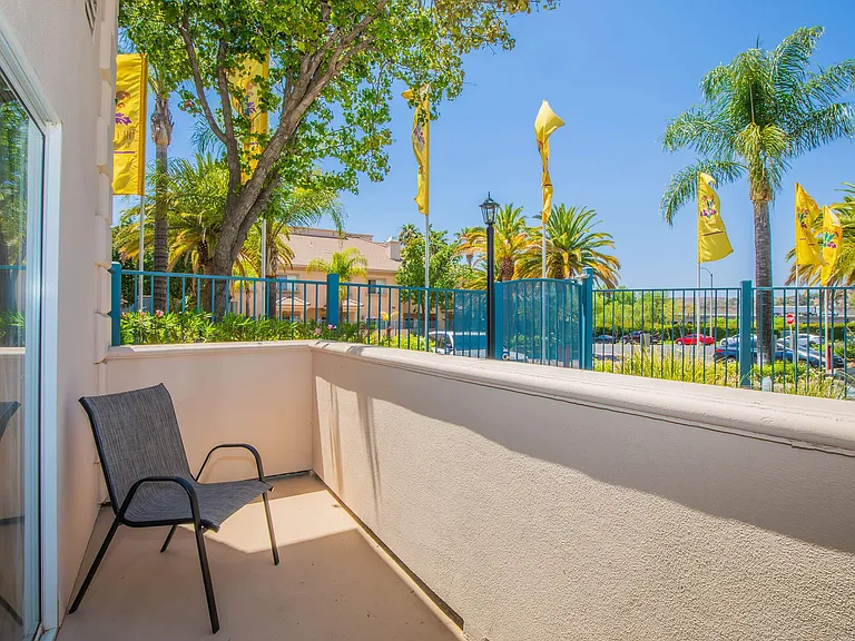 Colony Townhomes — Photo 102