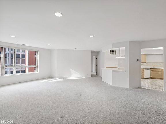 2nd image of 3100 Lexington Ln APT 209