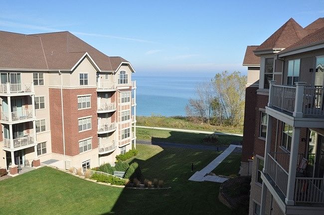 1st image of 4130 S Lake Dr #470