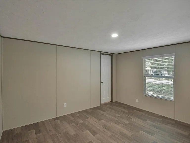 25150 Faraway Ln — Photo 15
