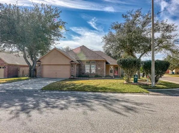 101 Whistlers Bnd, Rockport, TX 78382