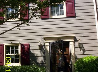 1712 Township Cir, Raleigh, NC 27609