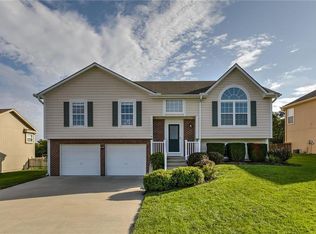 12985 Ridgeview Dr, Platte City, MO 64079