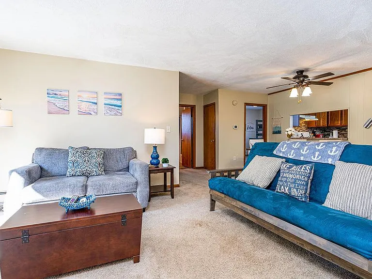 6542 Bella Vista Dr NE #D — Photo 2