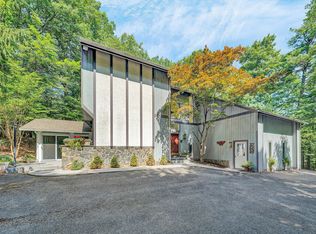 1280 Longview Rd, Roanoke, VA 24018