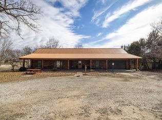220 N Elm St, Stanberry, MO 64489