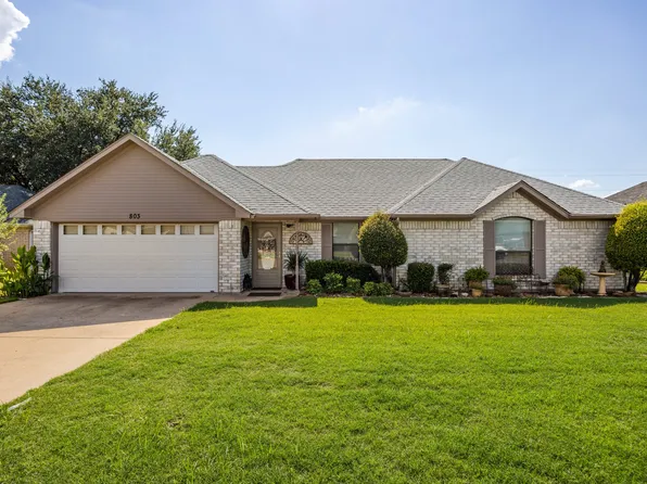 803 Tahiti Dr, Granbury, TX 76048