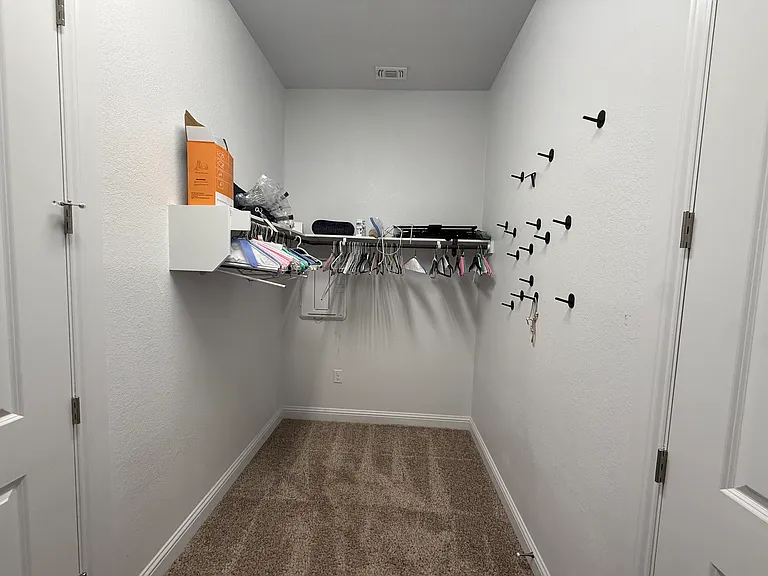 9813 Evening Canopy Dr — Photo 20