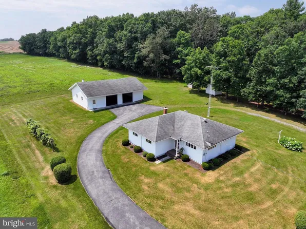 5587 Big Creek Rd, Clearville, PA 15535
