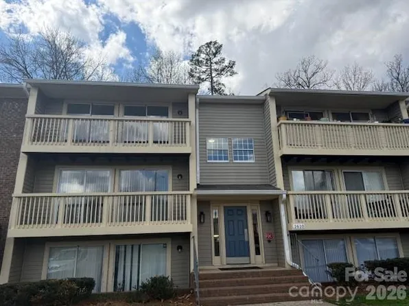 1610 Arlyn Cir, Charlotte, NC 28213