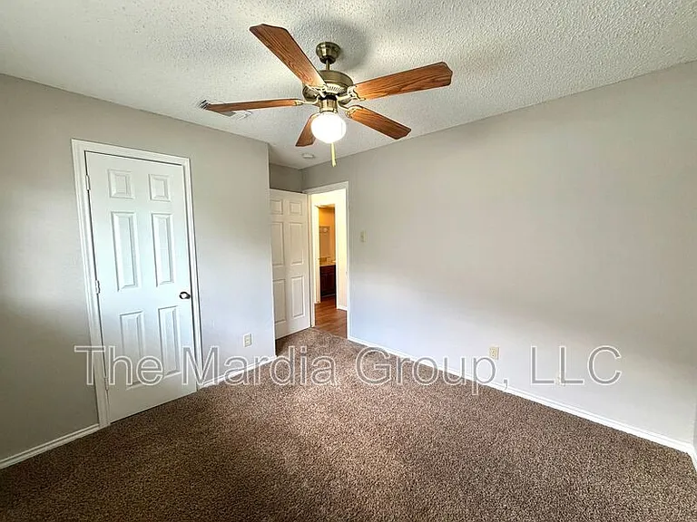 13222 Fall Manor Dr — Photo 7