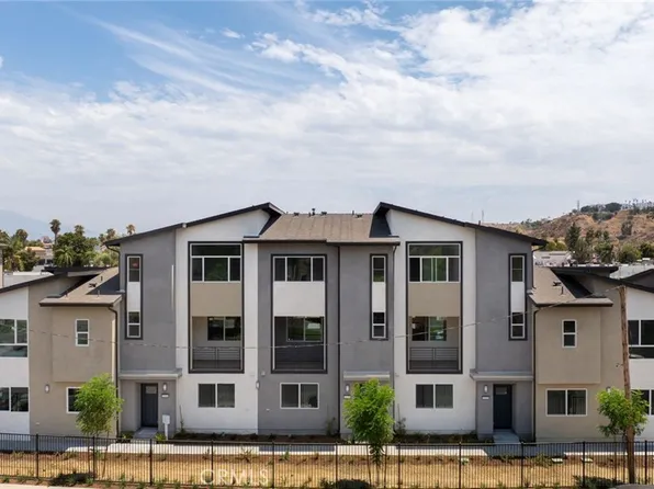 1150 Santo Antonio Dr, Colton, CA 92324