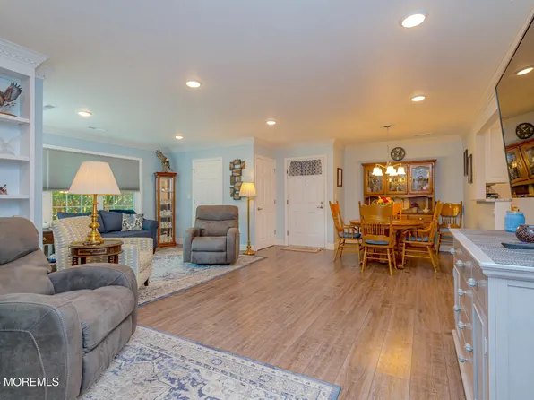 148 Viburnum Terrace #334, Red Bank, NJ 07701