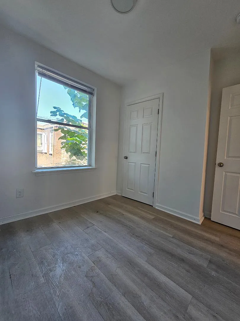 3252 N Hope St — Photo 3
