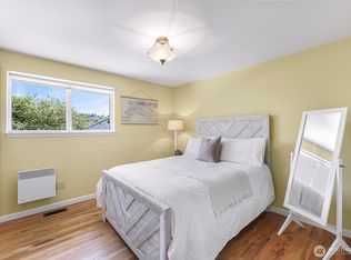 12048 Standring Ct SW #1, Seattle, WA 98146