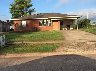 4112 Parkway Dr, Bossier City, LA 71112