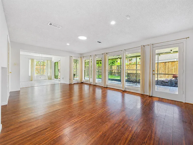 13103 Wickersham Ln — Photo 16
