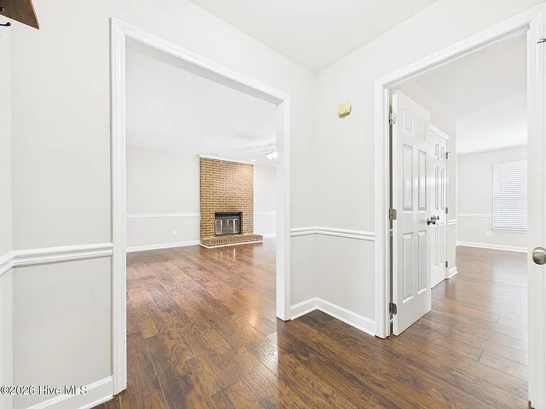 3516 Casine Ct — Photo 8