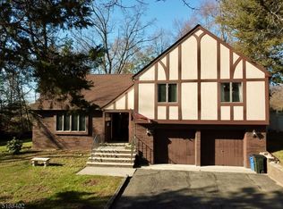 109 Overlook Rd, Newton, NJ 07860