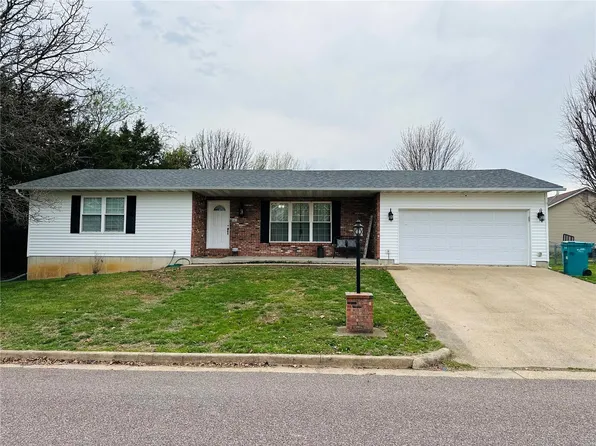 641 Falcon Dr, Sullivan, MO 63080