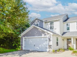 1307 Cascade Cir NW, Canton, OH 44708