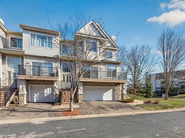 2310 Eagle Trace Ln, Woodbury, MN 55129