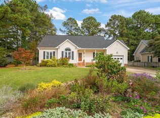 1312 Sippihaw Dr, Fuquay Varina, NC 27526