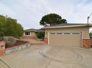 18522 Carlwyn Dr, Castro Valley, CA 94546