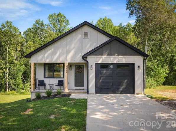 1013 37th St SW, Hickory, NC 28602