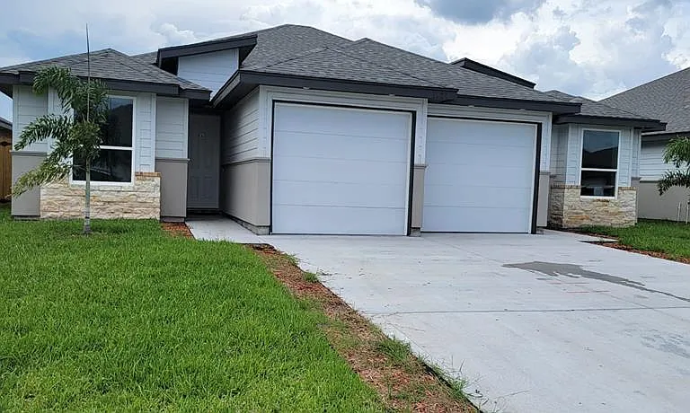 1121 Escondido Ln E #A — Photo 2