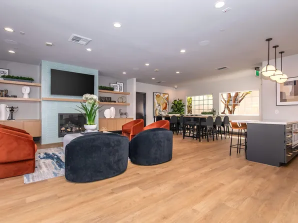 Sycamore Canyon Apartments