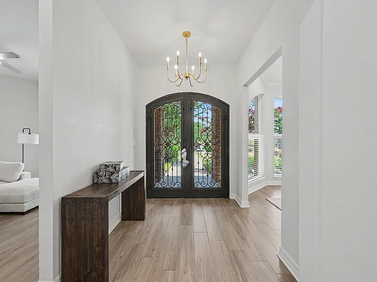 60 La Jolla Cir — Photo 5