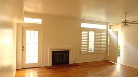 living room, dinning room, entrance and fireplace
