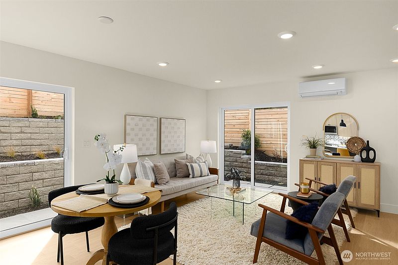 3rd image of 8126 17th Avenue SW #B