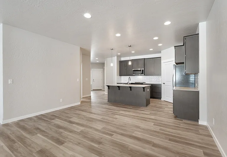 1319 N Tschirley St #1 — Photo 9