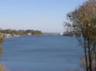 12 Richards Rd, Hull, MA 02045