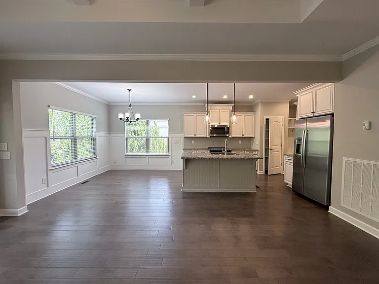 2290 Chaucer Park Ln — Photo 3