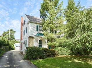 3676 Rawnsdale Rd, Shaker Heights, OH 44122