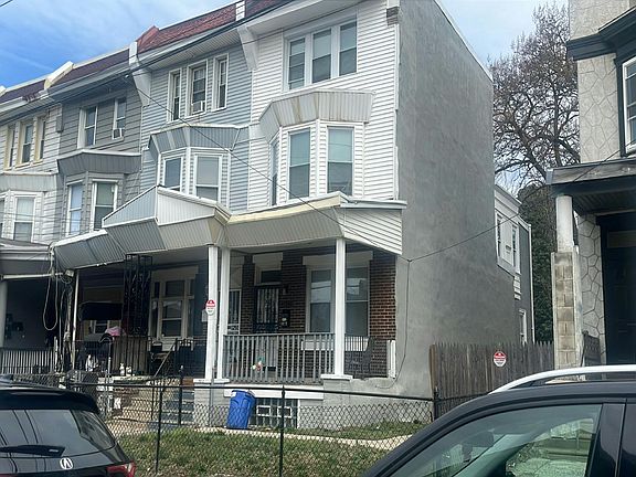 2nd image of 1613 Harrison St