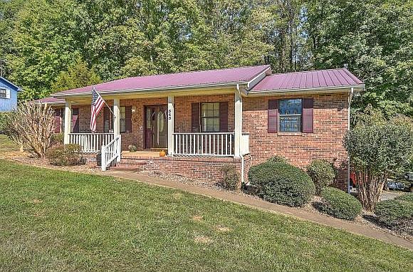 2nd image of 545 Brian Cir