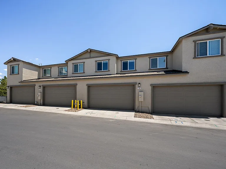 1594 Grazer Way — Photo 42