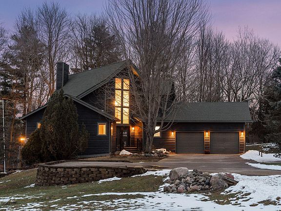 3rd image of 16090 Pilar Rd N