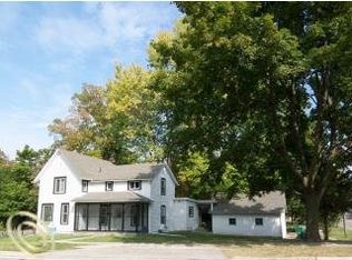 121 Madison St, Howell, MI 48843