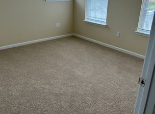 10922 Sandy Ln #302, Berlin, MD 21811