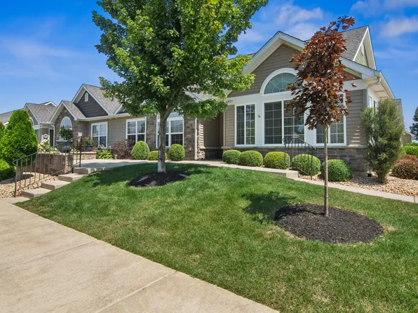 10975 Elkhart Pl, Winfield, IN 46307