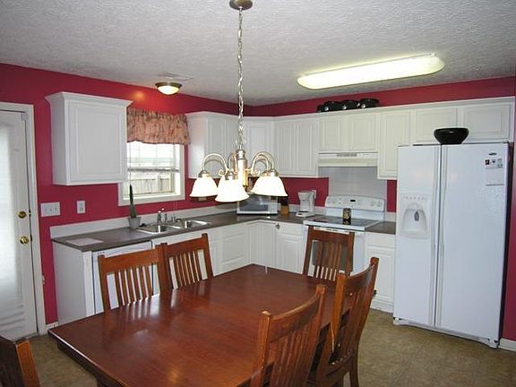 4th image of 3008 Maddie Ln