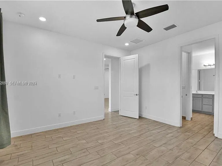 4110 Bonita Way — Photo 10