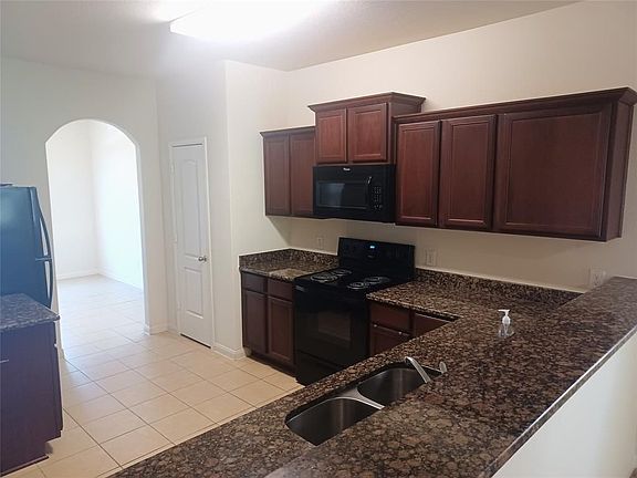 4th image of 32592 Decker Creek Dr