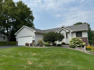 1210 Maplewood Dr, Delano, MN 55328