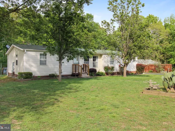 47680 Wheeler Dr, Lexington Park, MD 20653